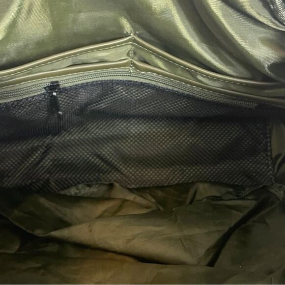 Joan & David Duffle Bag Fabric Removable Strap Olive Army Green Men’s Women’s - Picture 11 of 12